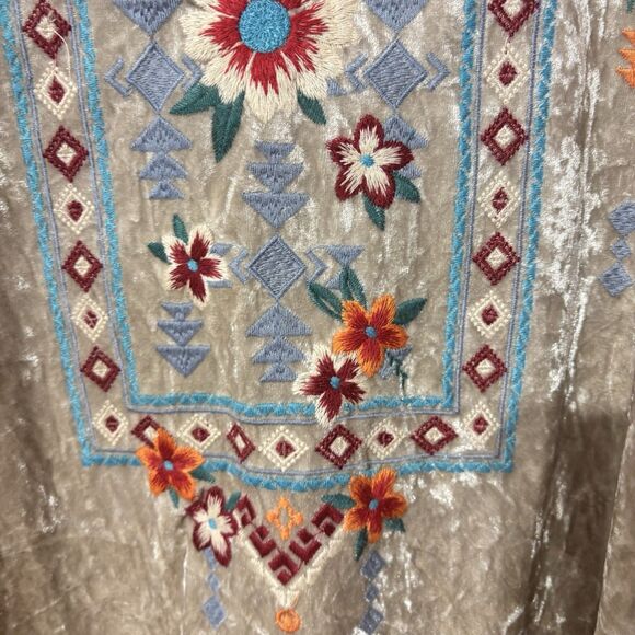 Savanna Jane Embroidered Boho Velvet Kimono Sleeve Top Size M/L Oversized - Picture 5 of 6